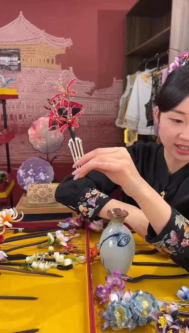 【闪购商品】刺绣非遗绒花（发饰）