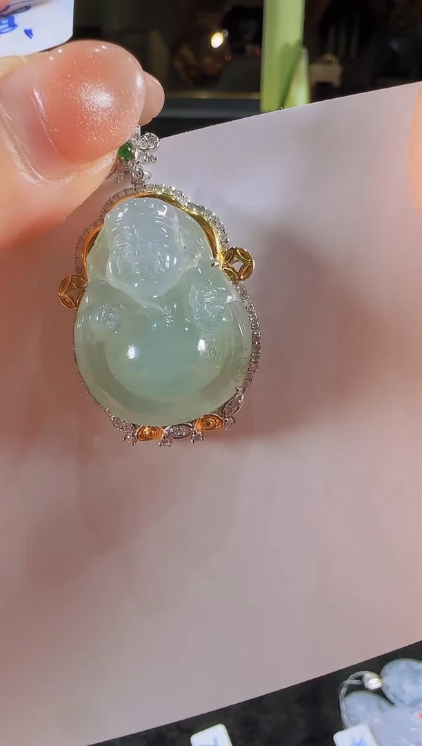 【闪购商品】翡翠吊坠(不含链)18K金镶嵌冰晴底财神
