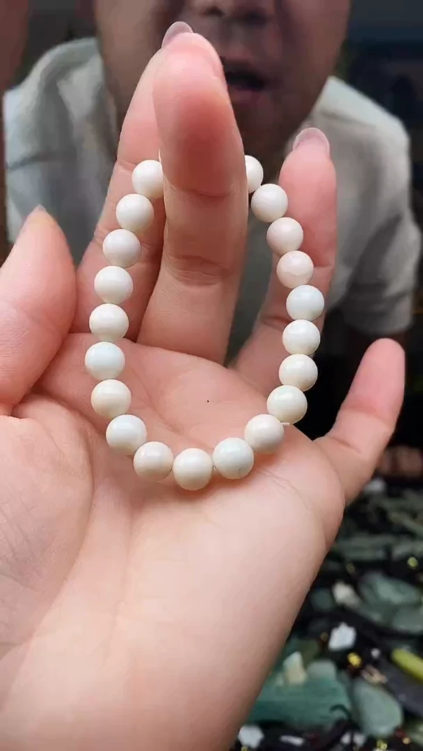 颈饰未镶嵌和田玉多样性发货，拍一发一