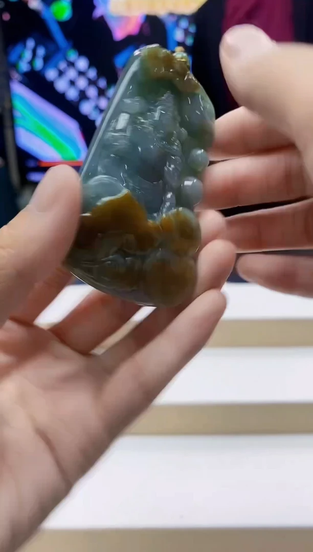 未镶嵌定制翡翠-毛货挂件25