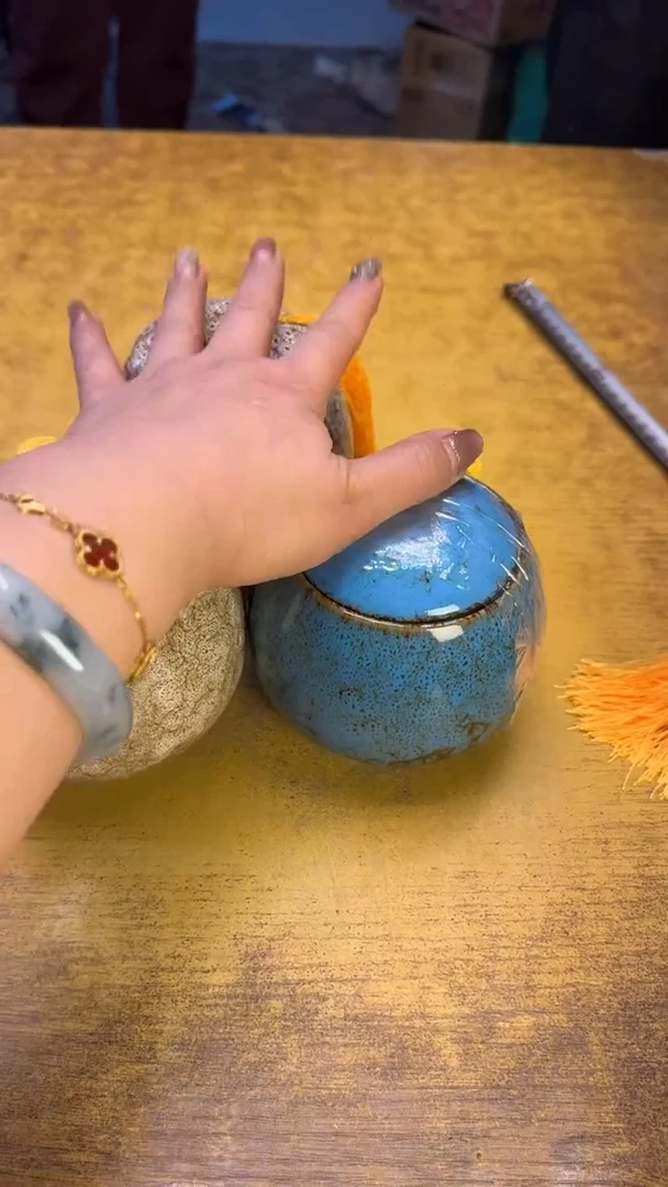 【闪购商品】瓷瓷器瑕疵老破旧105随机罐子