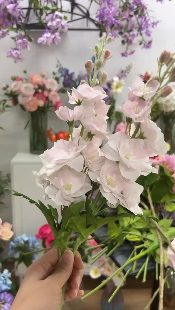 2枝粉色手感保湿飞燕