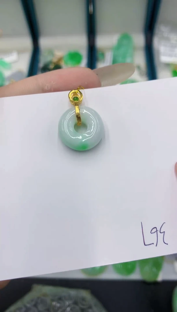 颈饰未镶嵌翡翠111111