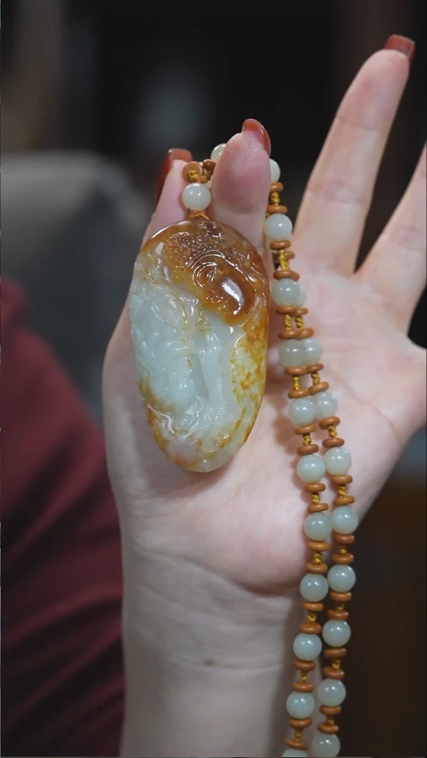 颈饰未镶嵌和田玉一念之间