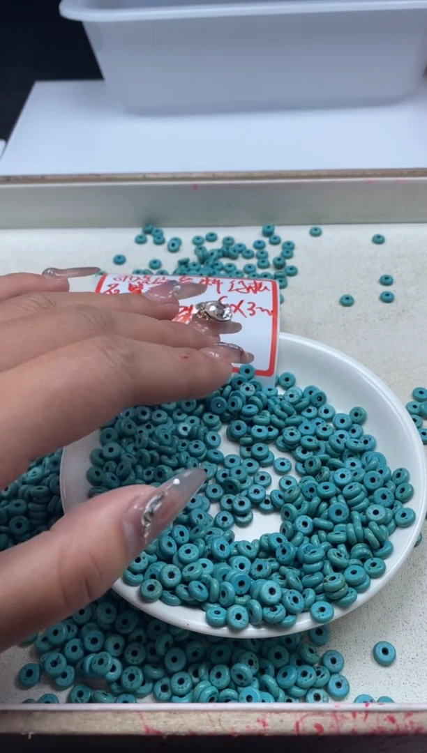 【闪购商品】玛瑙/玉髓颈饰未镶嵌w1154绿松*雨点隔片*6.3mm50