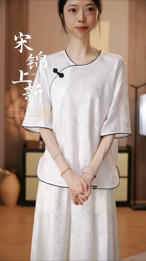 桑蚕丝白色四经绞罗格格服