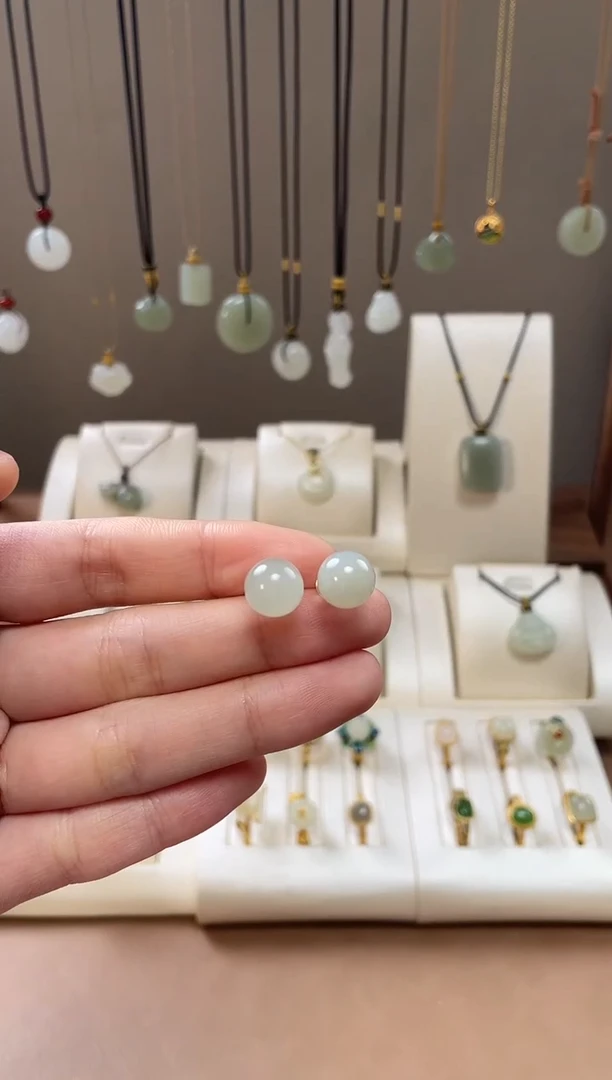 颈饰银S925镶嵌和田玉和田玉耳钉