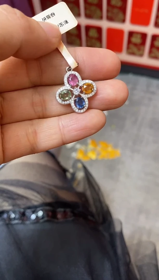 颈饰蓝宝石银S925镶嵌灯**璨蓝宝石吊坠