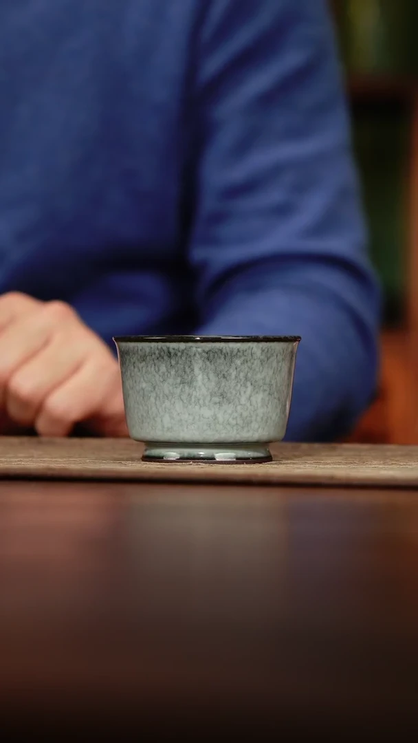 【闪购商品】6-2融天杯（铁胎哥窑）