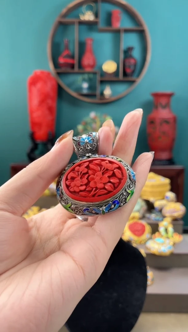 非遗手工花丝镶嵌吊坠