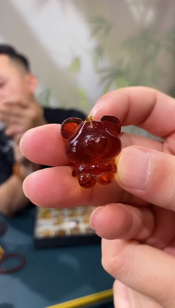 18K金镶嵌琥珀裸石 基地发货 一物一证 顺丰包邮