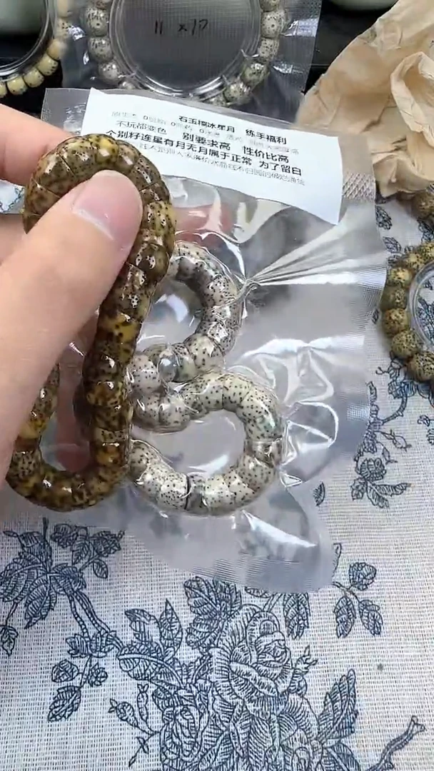星月菩提手串61大肠单圈10mm高货精切