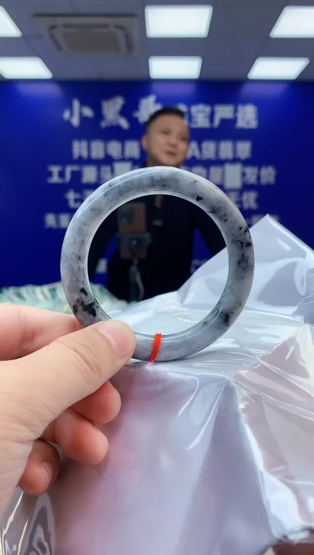 【闪购商品】翡翠手镯未镶嵌翡翠天然A货手镯