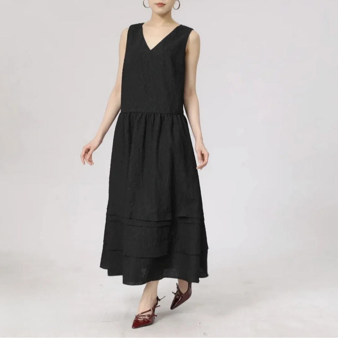 哥弟高级感新款夏季无袖时尚纯色显瘦女度假女士无袖网纱连衣裙