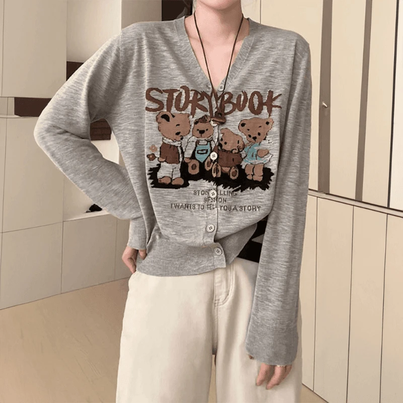 【清仓】042通用小熊印花V领排扣冰爽丝针织衫女2024新款早秋女装