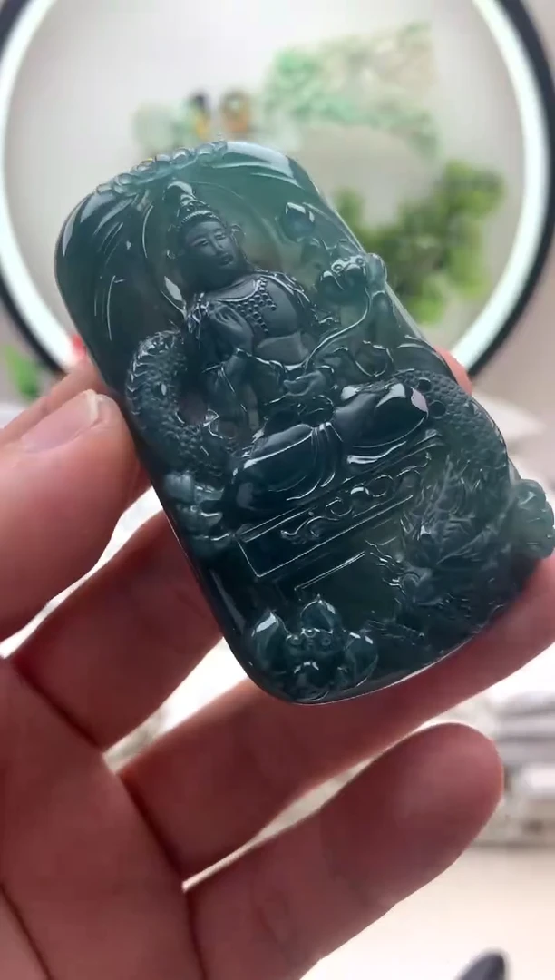 颈饰未镶嵌翡翠大势至