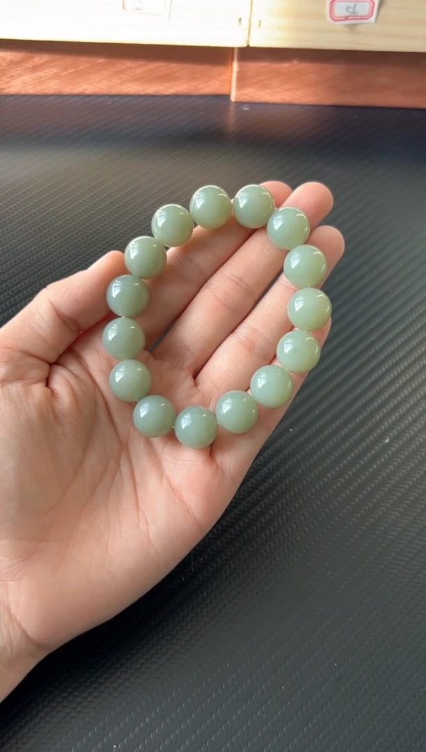 未镶嵌手串和田玉且末微色差且末蓝 卡14sj