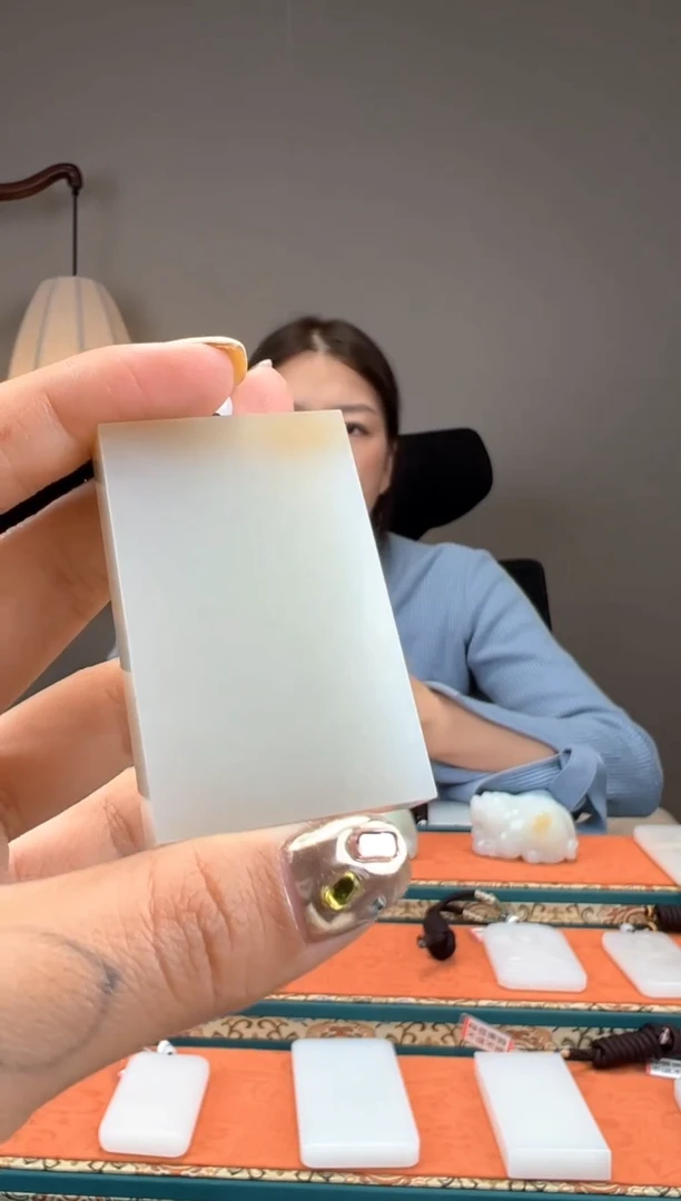 【闪购商品】和田玉颈饰未镶嵌1