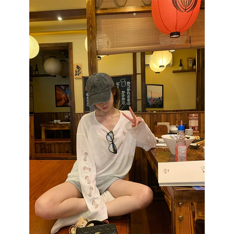 时尚穿搭女士夏季圆领长袖防晒镂空韩版气质上衣休闲运动纯色短裤