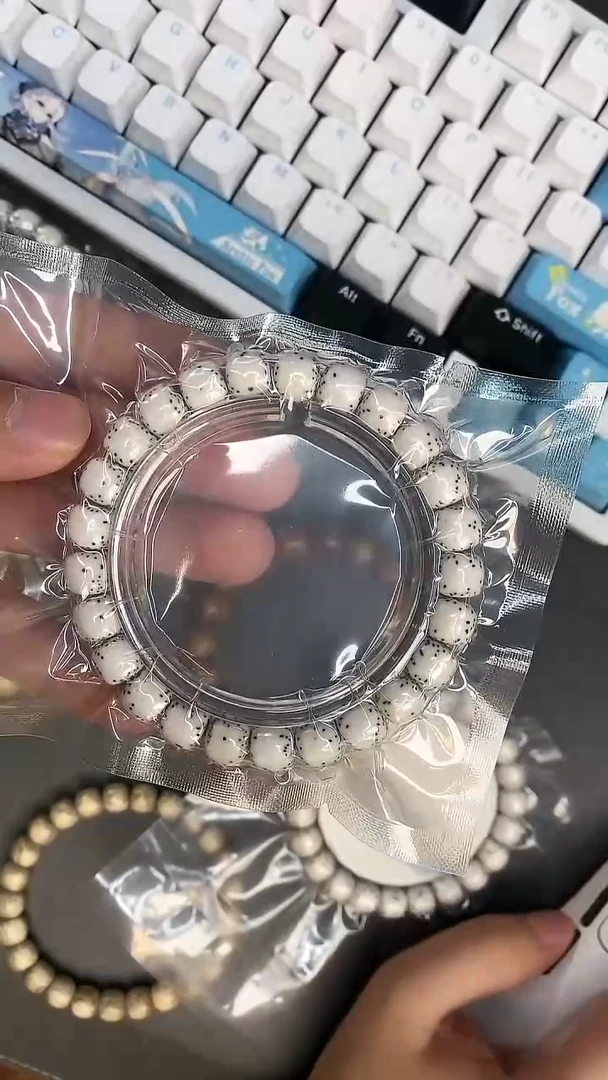 星月菩提吊坠半壁留白，背面小细星