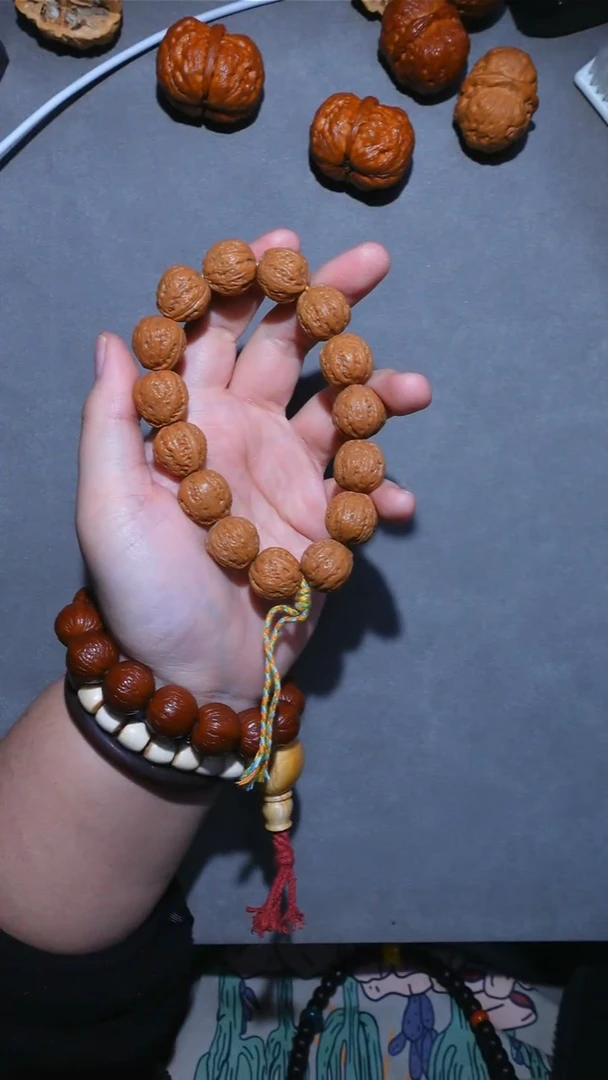 把件文玩核桃蚂蚁纹八棱手串