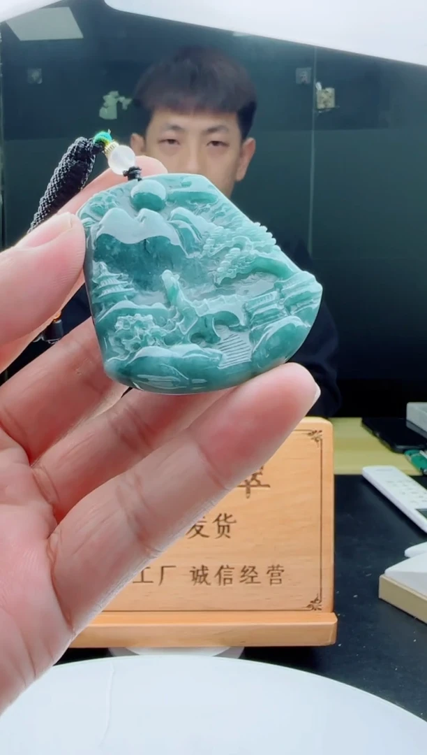 【闪购商品】翡翠颈饰未镶嵌1111111111
