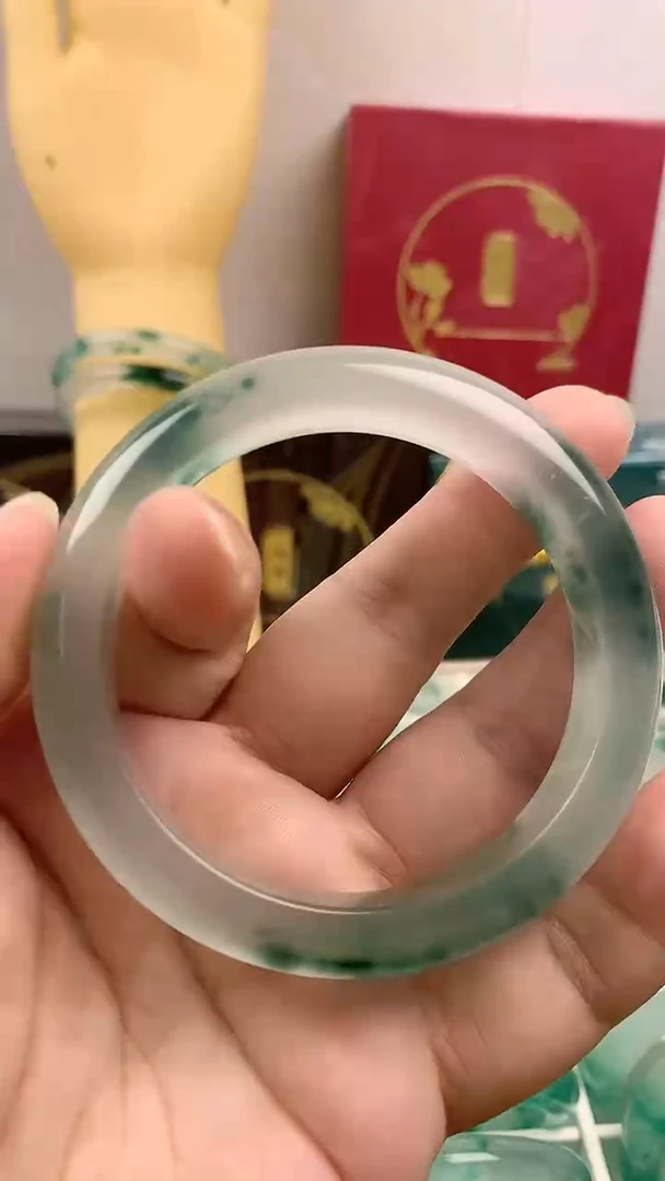 玛瑙/玉髓手镯未镶嵌手镯