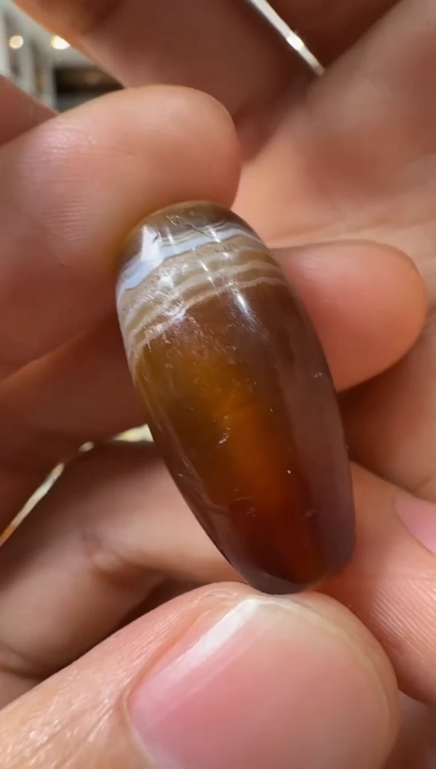 未镶嵌玛瑙/玉髓珠宝奇石缠丝玛瑙珠