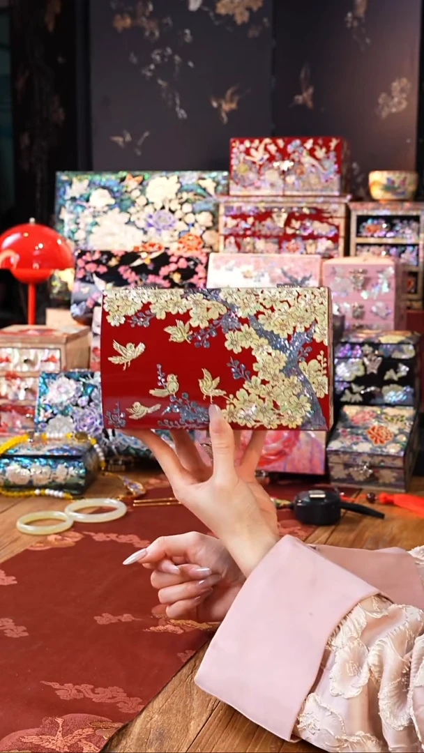 【闪购商品】瓷片螺钿工艺香椿木首饰盒