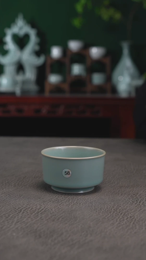 58号天蓝卷足唇口杯微瑕福利~帆