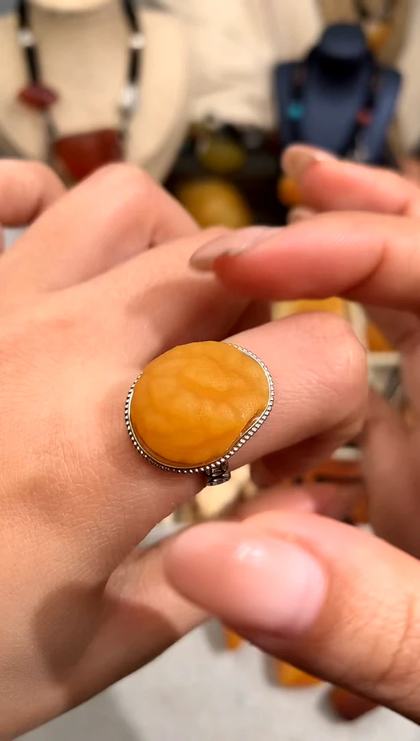 【闪购商品】蜜蜡裸石未镶嵌似玉