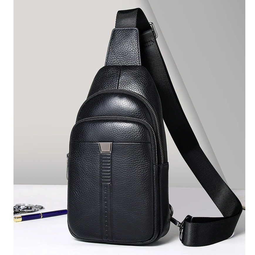 胸包男士单肩包2025新款真皮大容量时尚通勤包高级感防水男生背包
