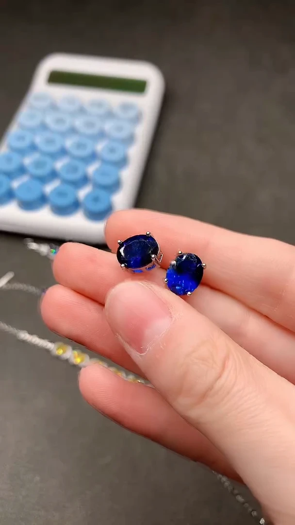 【闪购商品】蓝宝石耳饰银S925镶嵌.......