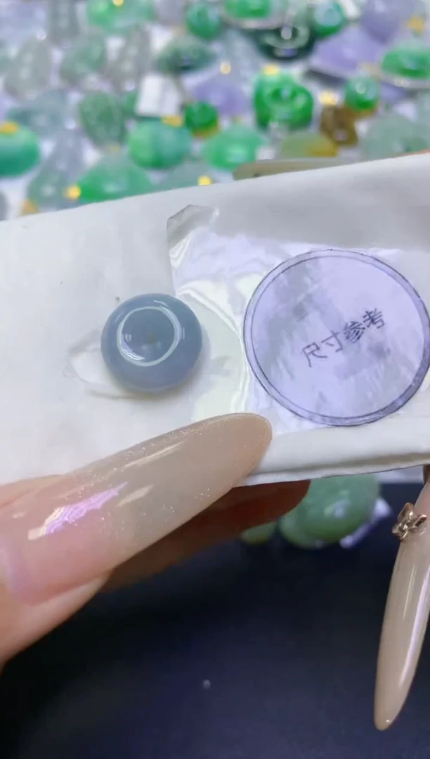 颈饰未镶嵌翡翠天然缅甸翡翠A货百元以上9元证书费自理