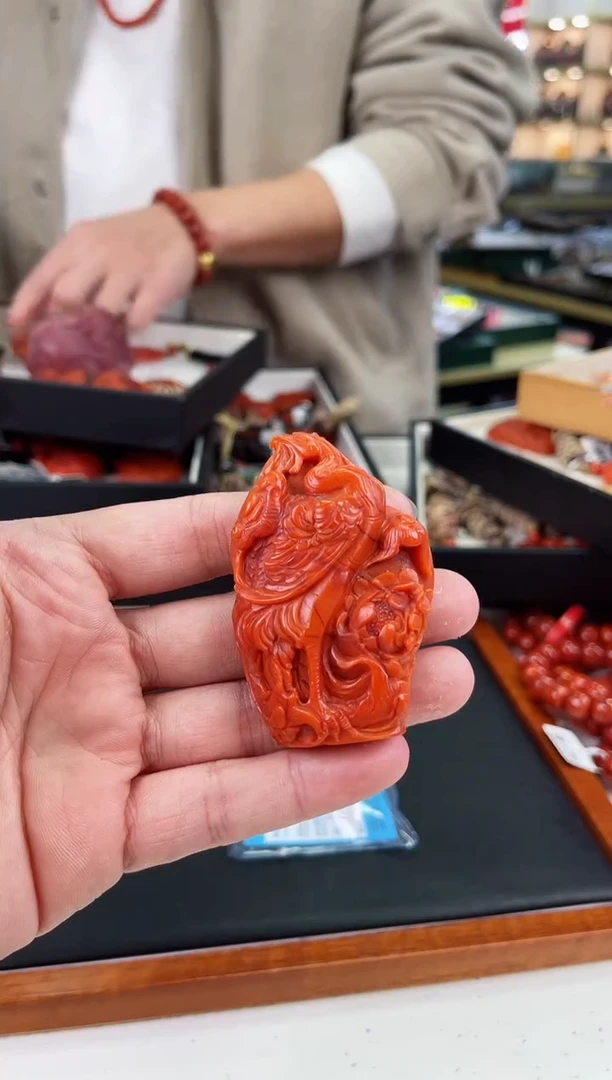 【闪购商品】南红玛瑙摆件未镶嵌一个/条