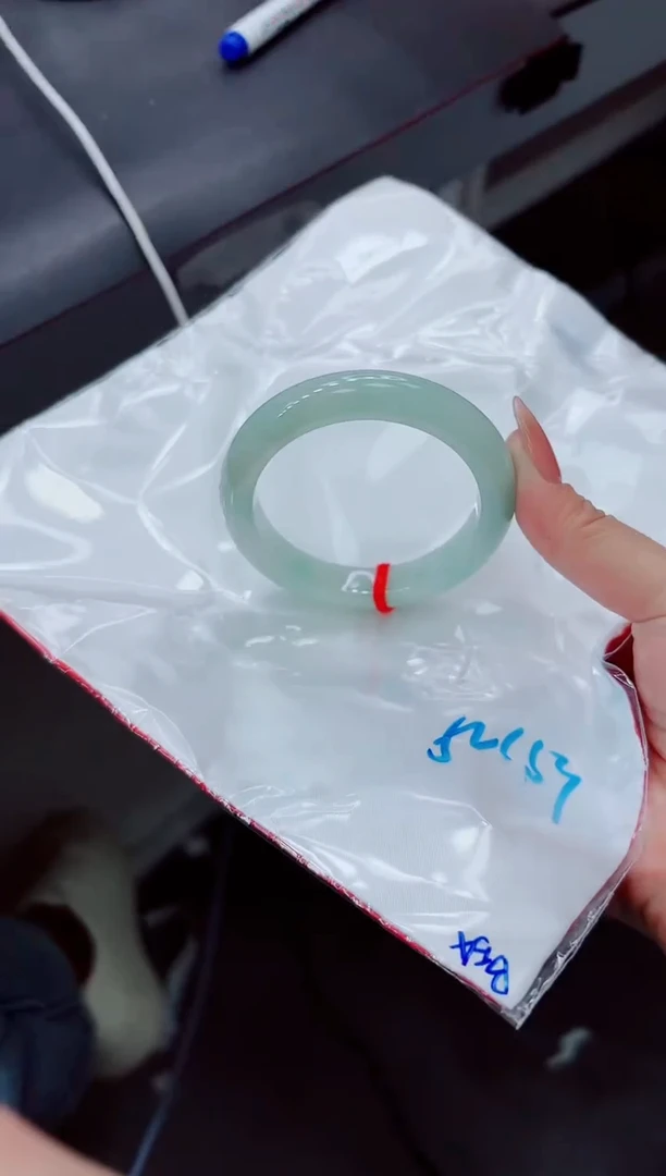 【闪购商品】翡翠手镯未镶嵌0000000000