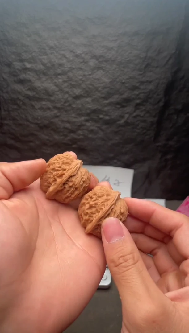 吊坠文玩核桃33龙脉