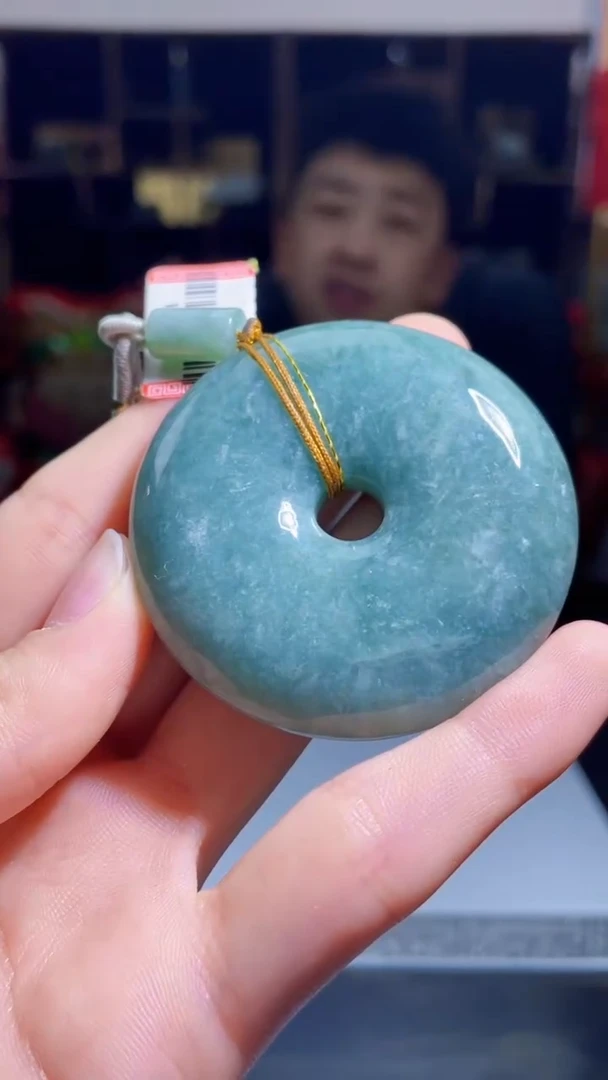 【闪购商品】翡翠吊坠(不含链)未镶嵌D42