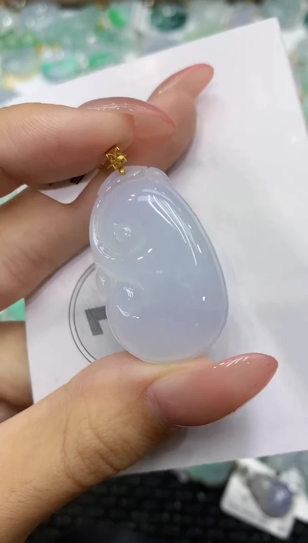 颈饰18K金镶嵌翡翠111111111111