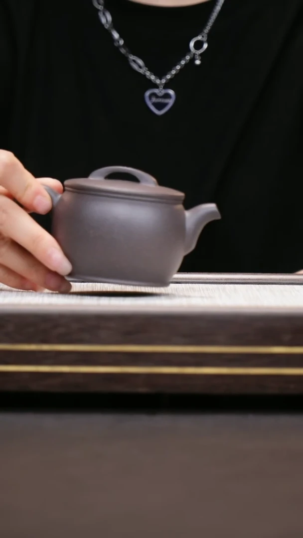 茶壶紫砂青灰泥  高汉瓦