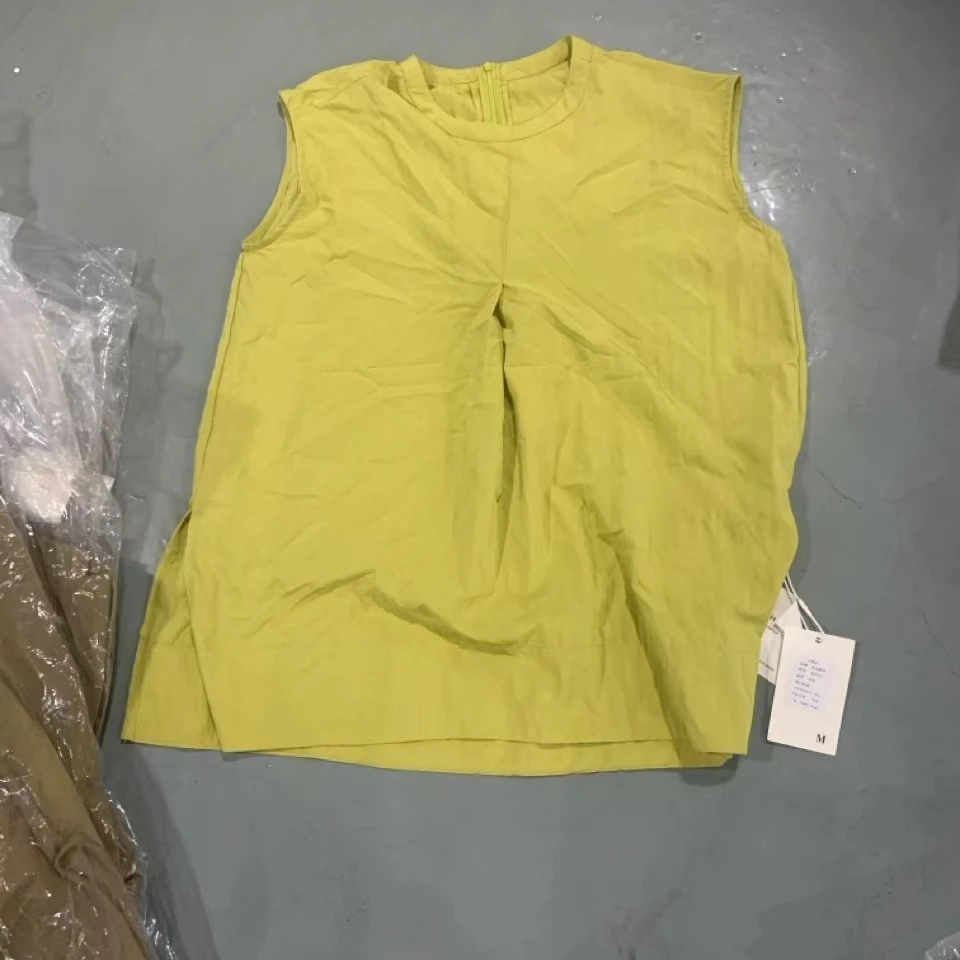 88153宽松开叉圆领无袖衬衫