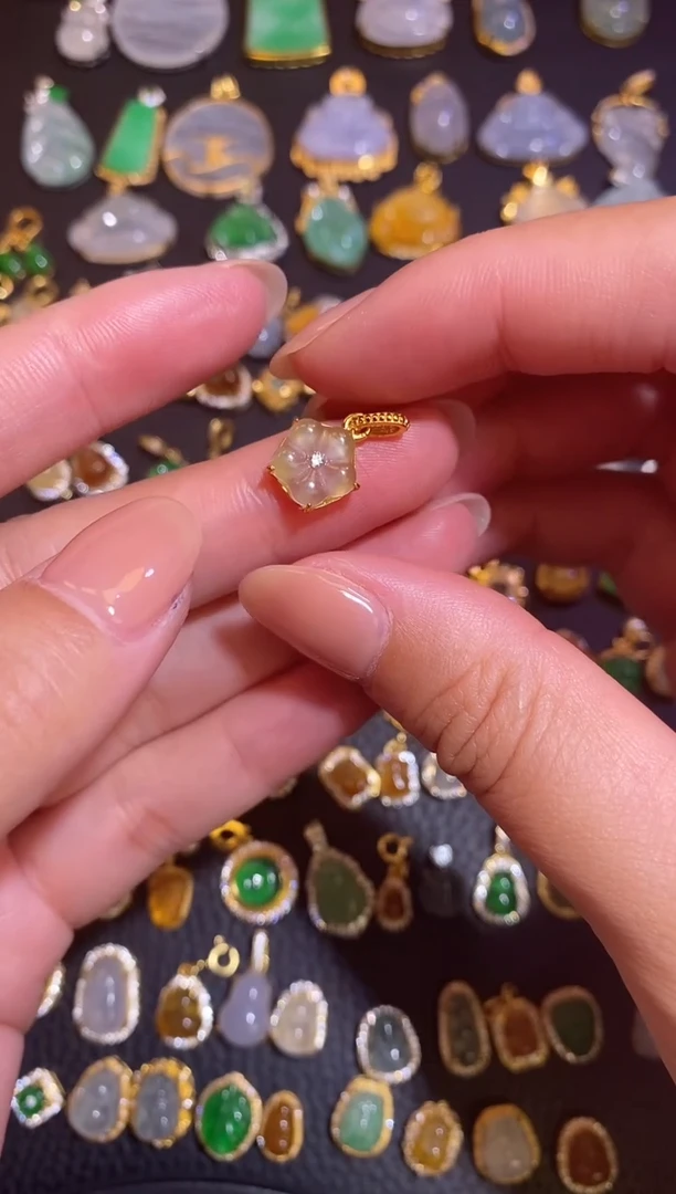 颈饰银S925镶嵌翡翠天然a货翡翠