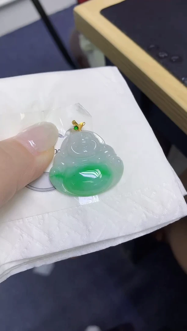 颈饰18K金镶嵌翡翠天然缅甸翡翠A货百元以上9元证书费自理