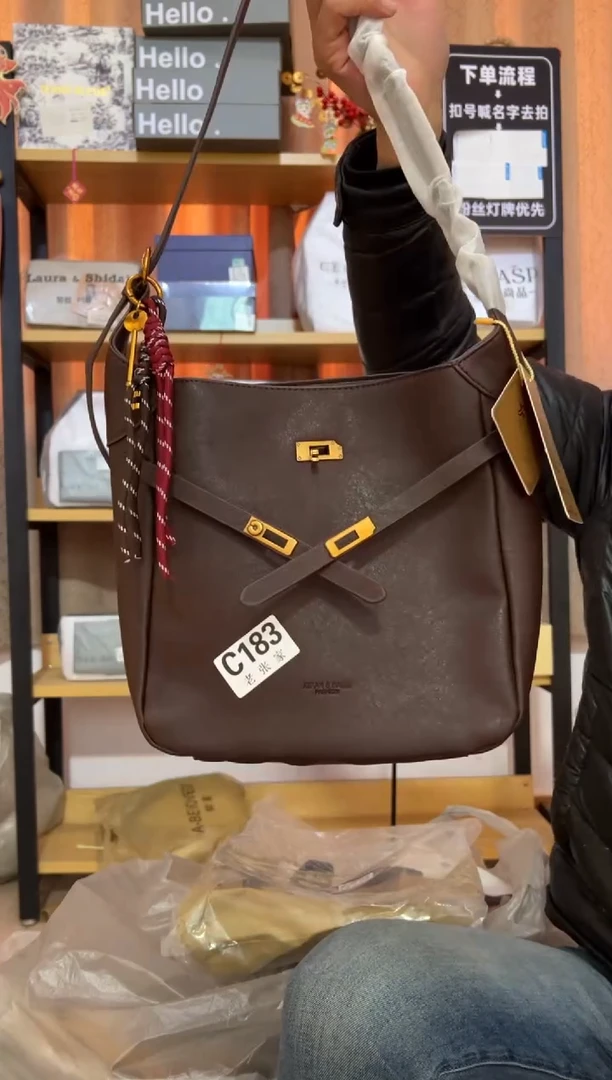 小牛剖层皮革老张家女包183