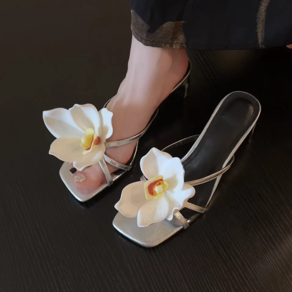 Pokoy-5.5cm法式复古方头一字带凉拖鞋新款百搭粗跟露趾凉鞋