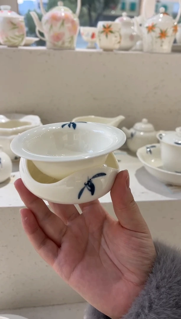 【闪购商品】甜白釉-秋水兰花-茶漏组