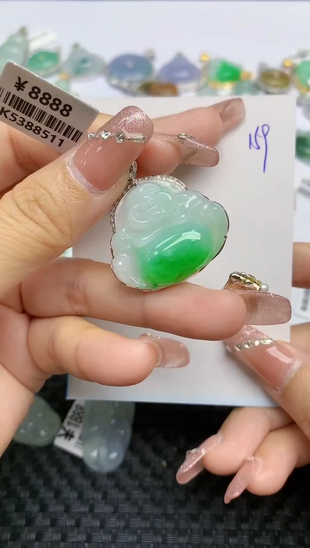 【闪购商品】翡翠颈饰18K金镶嵌天然A货翡翠 159