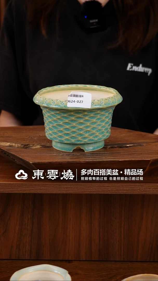 0624-027C蘑菇屋内口12