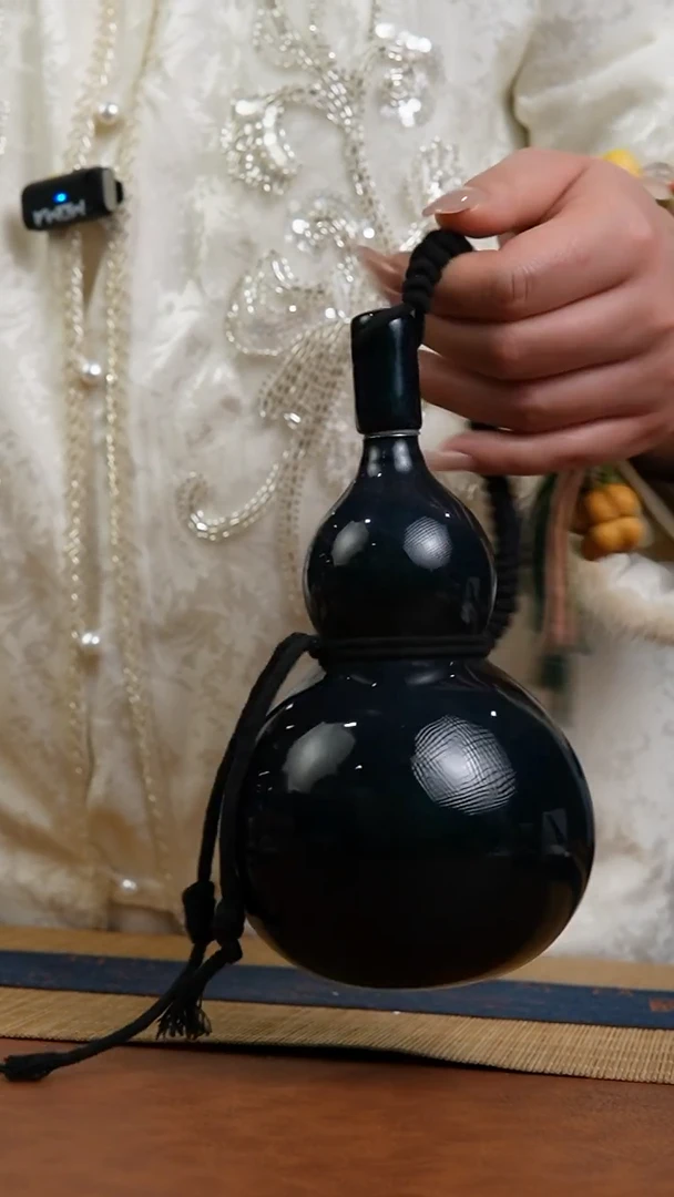 863号 天然热水酒葫芦 一物一拍（有瑕介意勿拍）