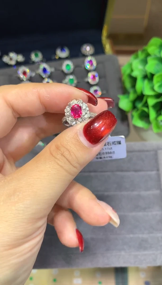 18K金镶嵌戒指红宝石1.17ct